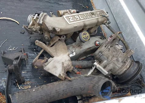 1988 Ford Ranger z USA, uszkodzony, nr VIN 1FTCR11T1JUA58274